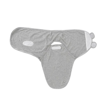 Charger l&#39;image dans la galerie, Bonnet et couverture bébé emmaillotage
